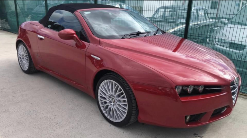Фото в бортжурнале Alfa Romeo Spider (939)