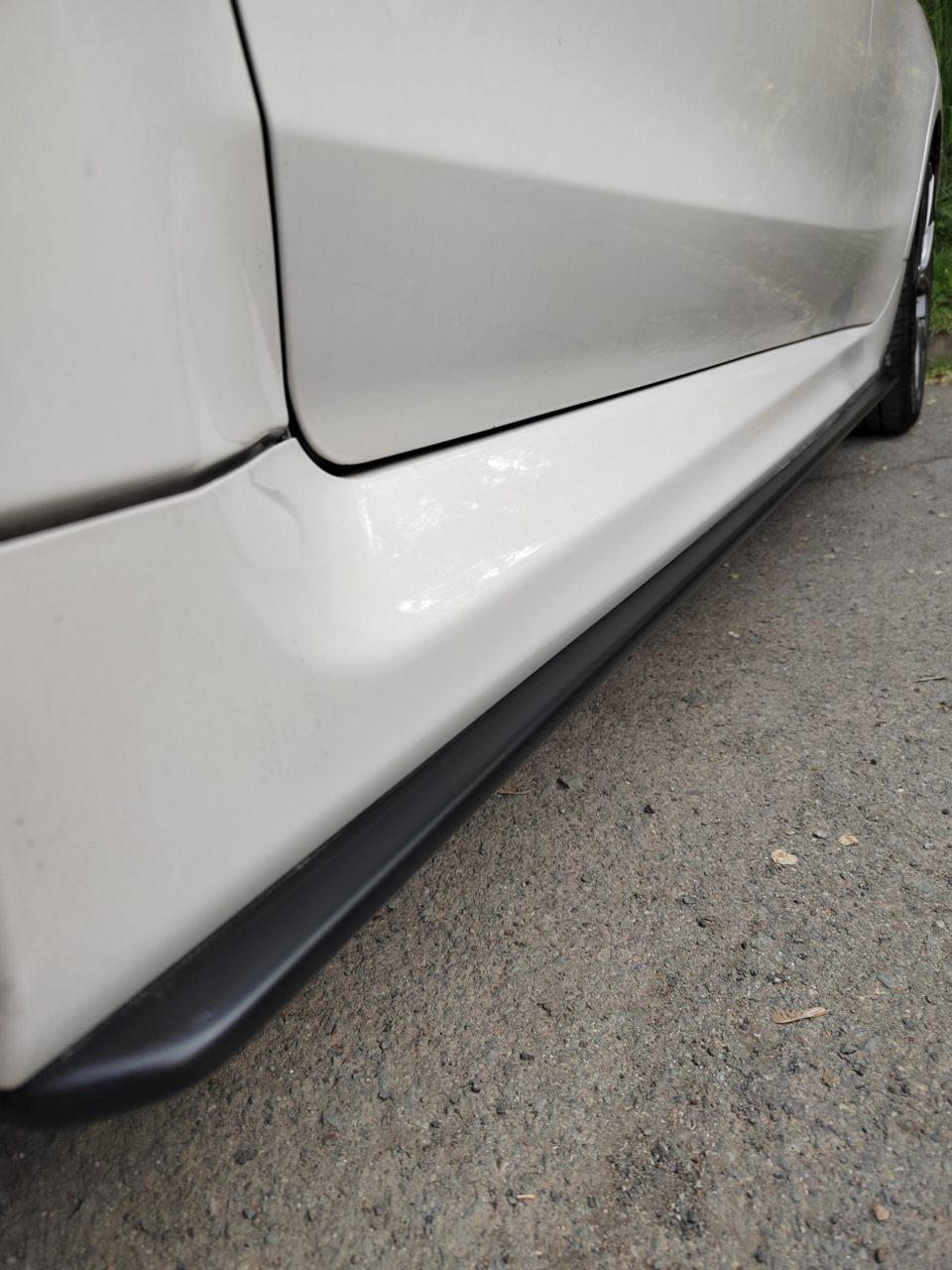 Накладки на пороги 1 — Subaru Levorg (VM)