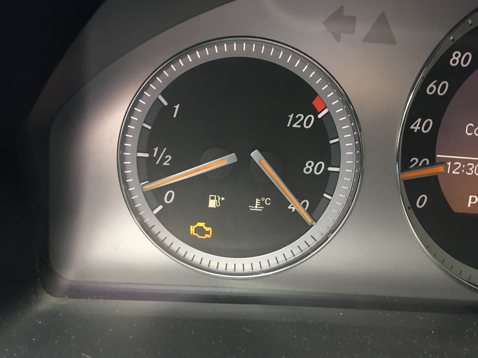 Photo from the logbook Mercedes-Benz C-Class (W204)