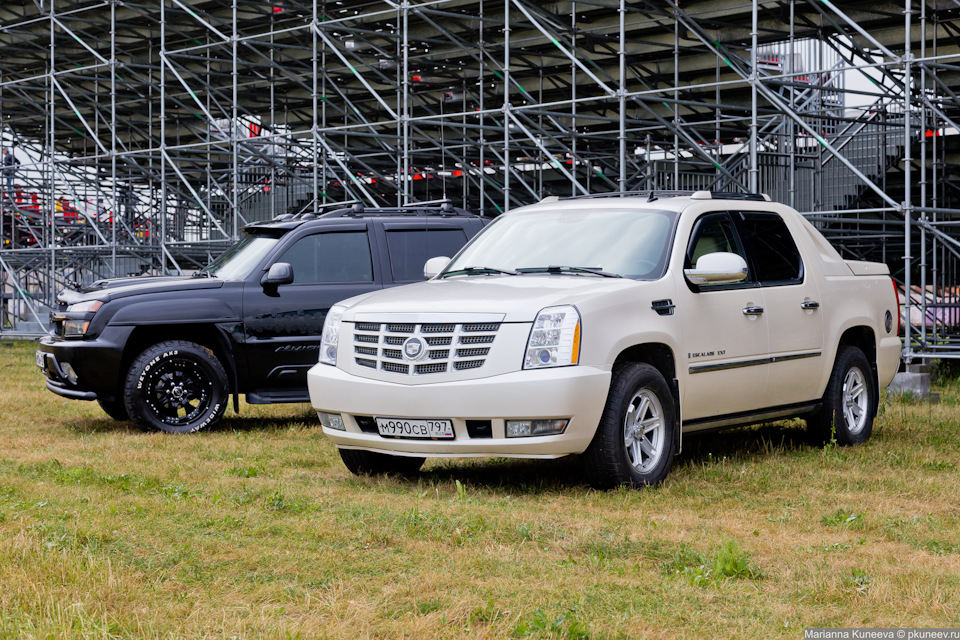 Фото в бортжурнале Cadillac Escalade (3G)