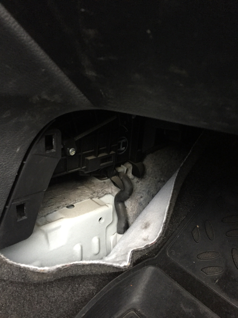 Фото в бортжурнале Mazda 3 (2G) BL