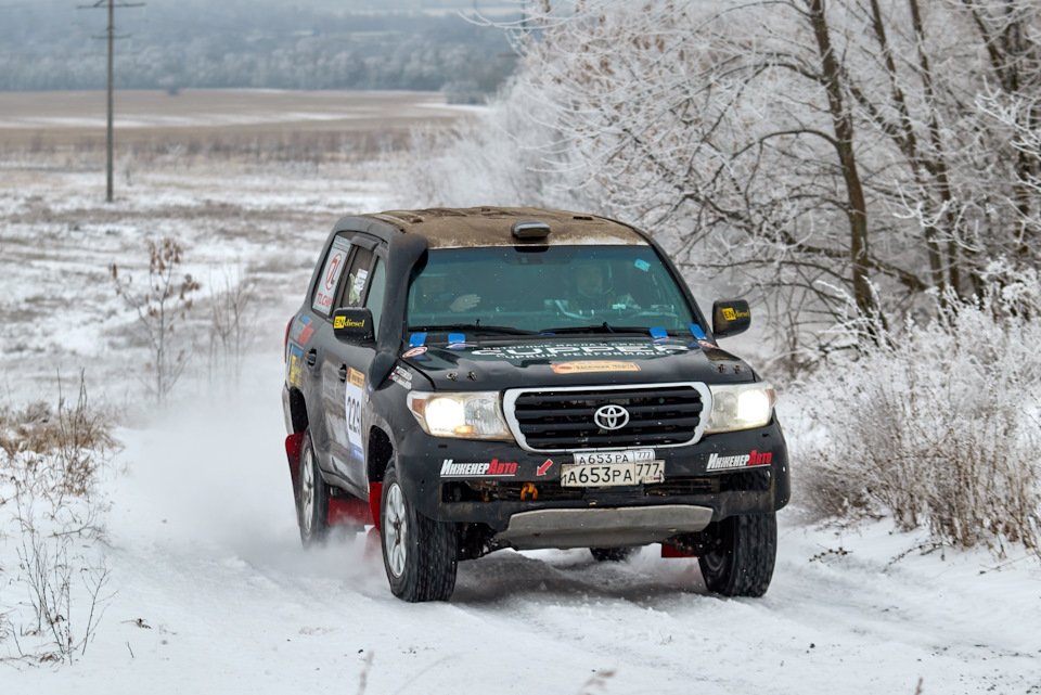 Фото в бортжурнале Toyota Land Cruiser 200