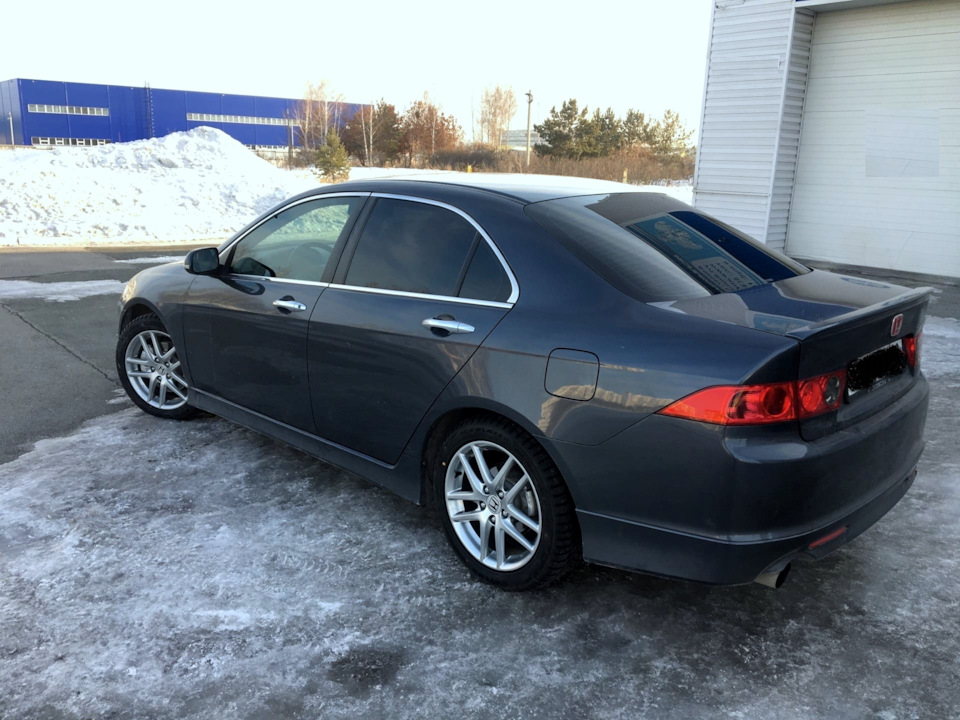 2 — Honda Accord (7G)