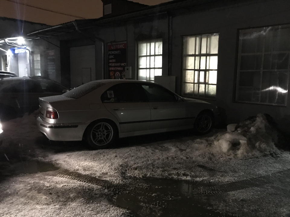 Фото в бортжурнале BMW 5 series (E39)