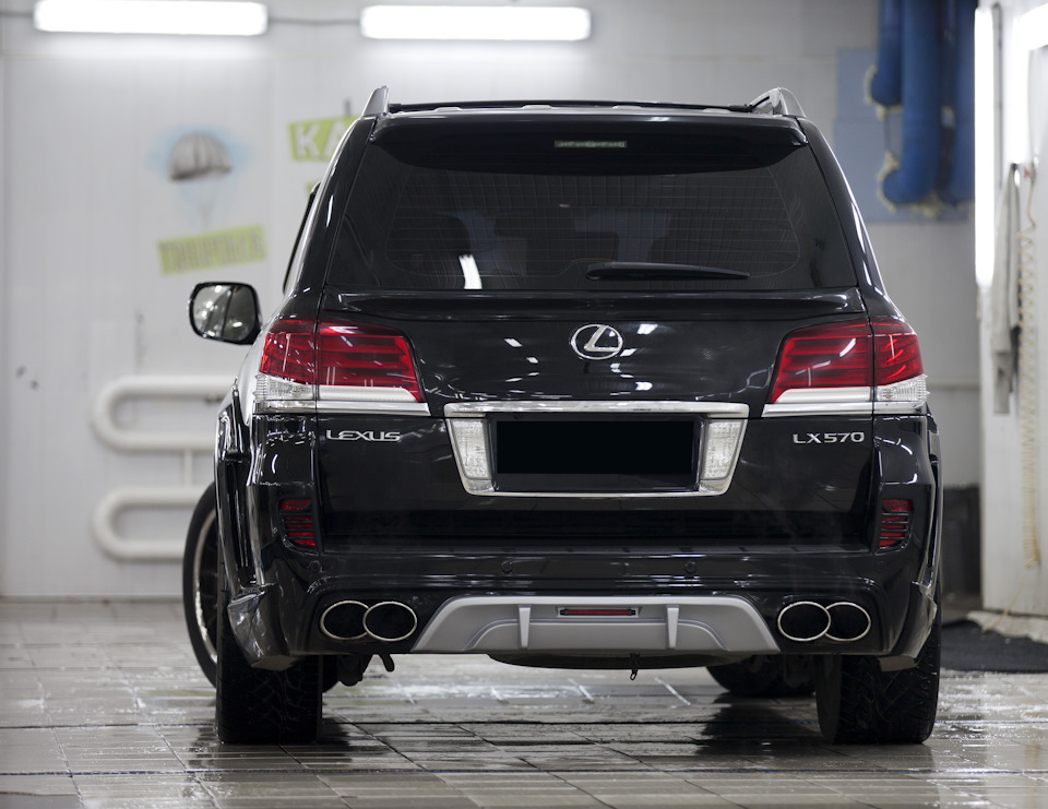 Фото в бортжурнале Lexus LX (URJ200/URJ201)