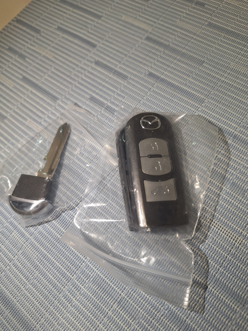 Комплект приходит в таком виде — Mazda 6 (3G) GJ