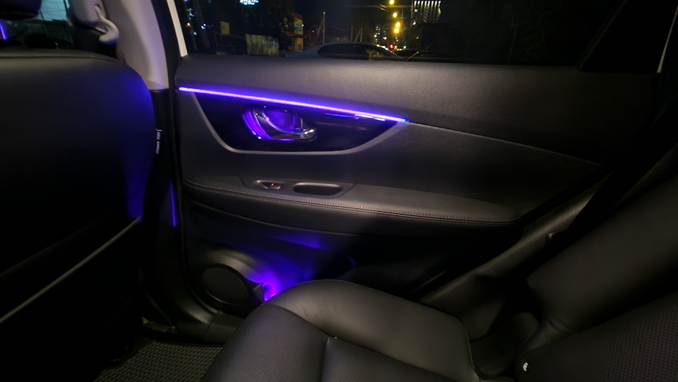 Подсветка салона Ambient Light — Nissan X-Trail III (t32) бензин