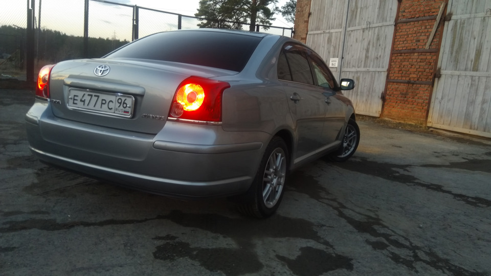 Фото в бортжурнале Toyota Avensis II