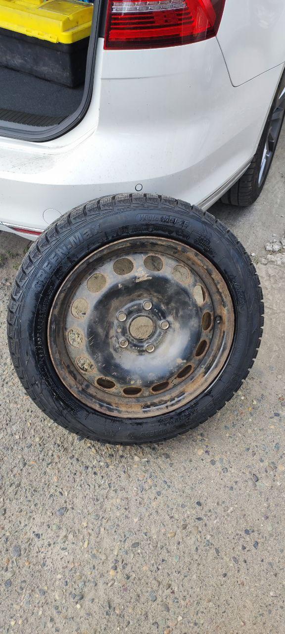 Фото в бортжурнале Volkswagen Passat Variant (B8)