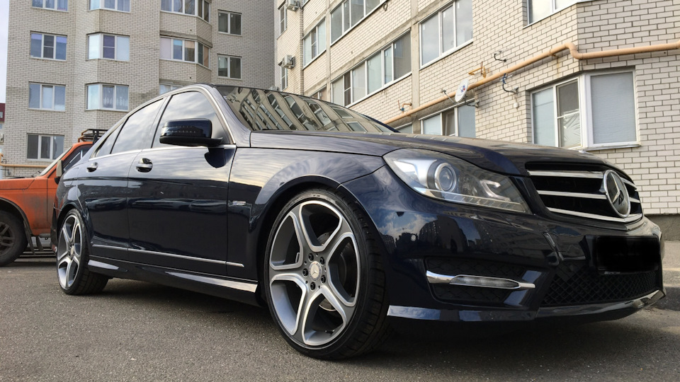 Mercedes-Benz C-Class /////AMG_Limited Edition