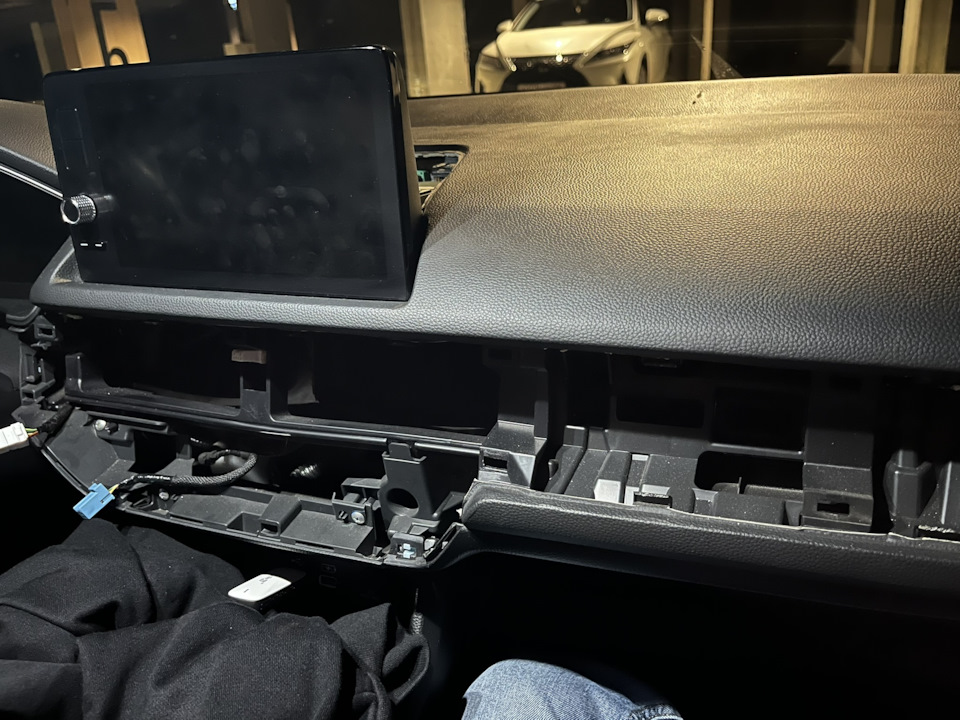 Готово — Honda Civic 4D (11G)