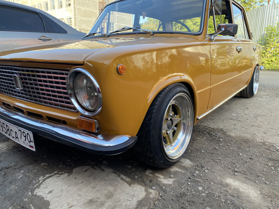 Super Star SS-01 — Lada 21011 бензин, 1,7 л, 1976 года | колёсные