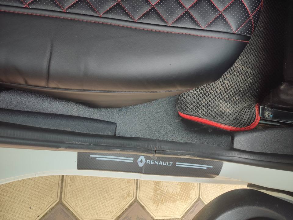 Photo from the logbook Renault Logan (2G)