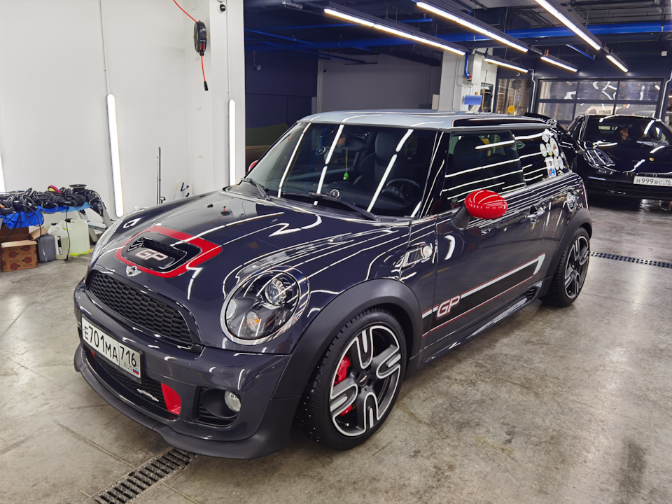 Отдавал машину 2013 гв, а вернули как новую — MINI John Cooper Works GP (R56)