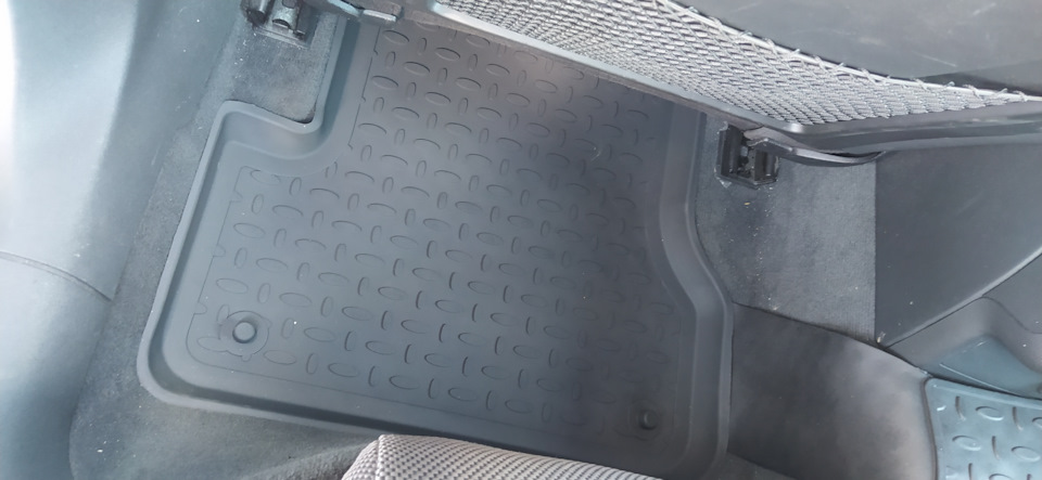 Фото в бортжурнале Audi A6 Avant (C7)