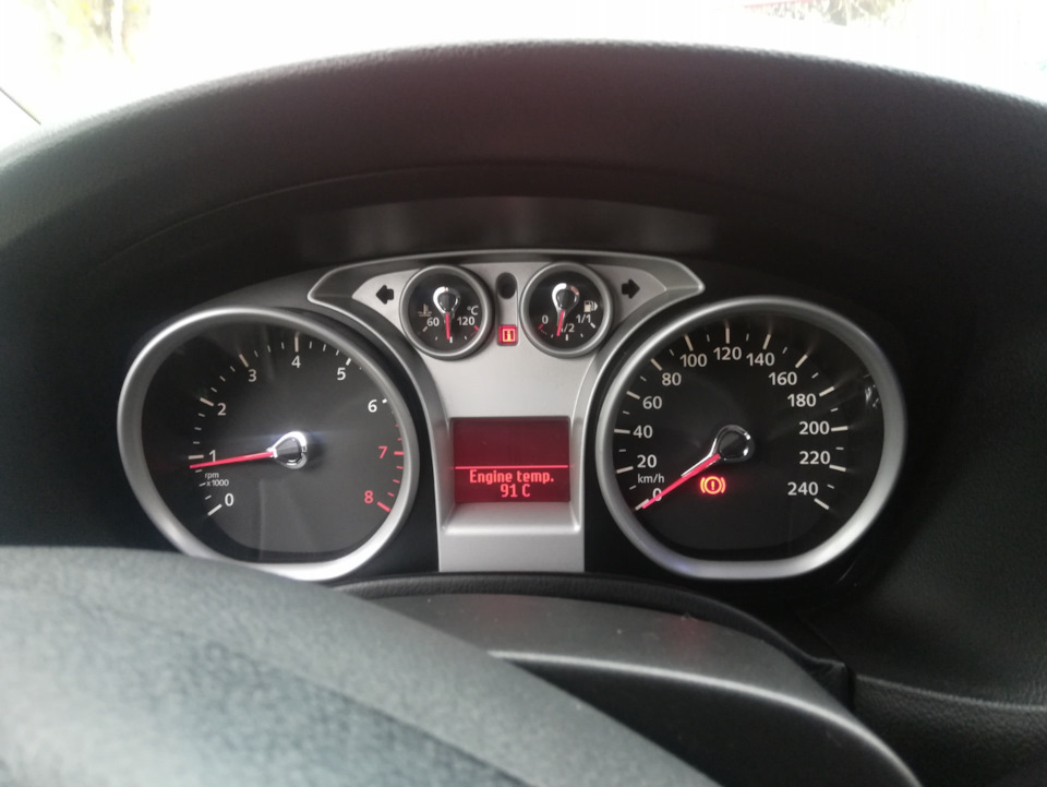 Греем, смотрим температуру. — Ford Focus Hatchback II