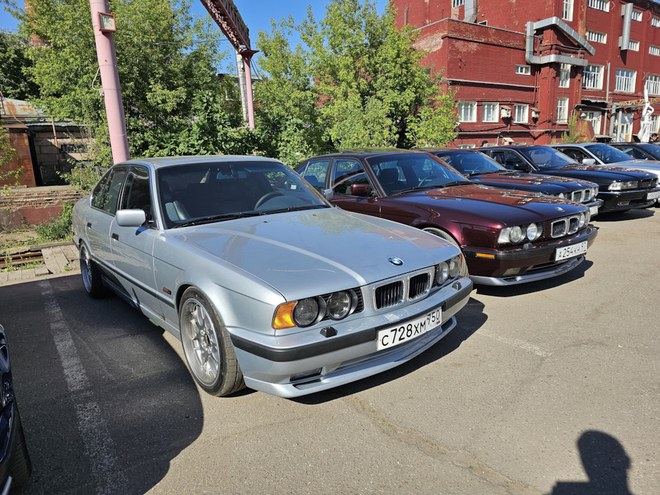 Photo from the logbook BMW 5 series (E60)