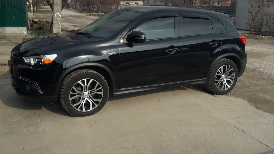 Mitsubishi ASX Outlander sport Black