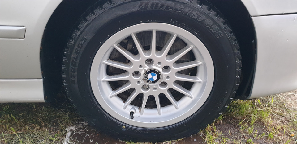 Фото в бортжурнале BMW 5 series (E39)