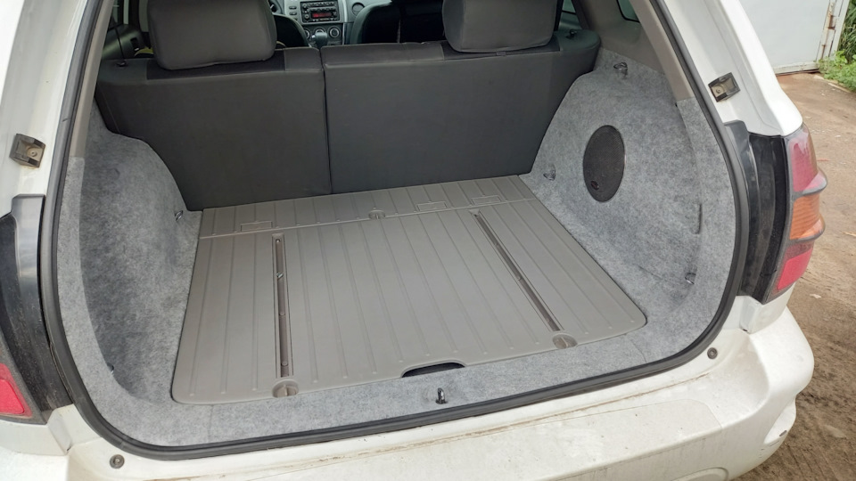 Фото в бортжурнале Pontiac Vibe (1G)