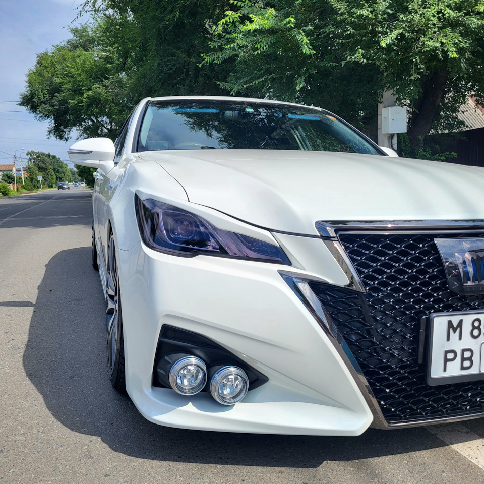 Фото в бортжурнале Toyota Crown Hybrid