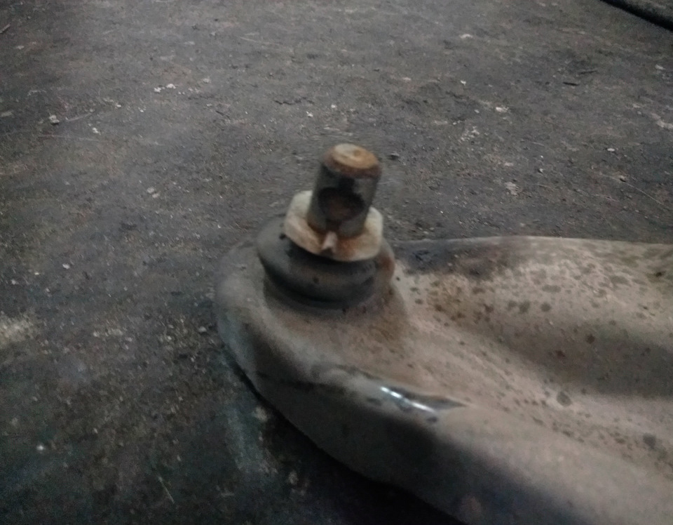 3 — Lada Ларгус