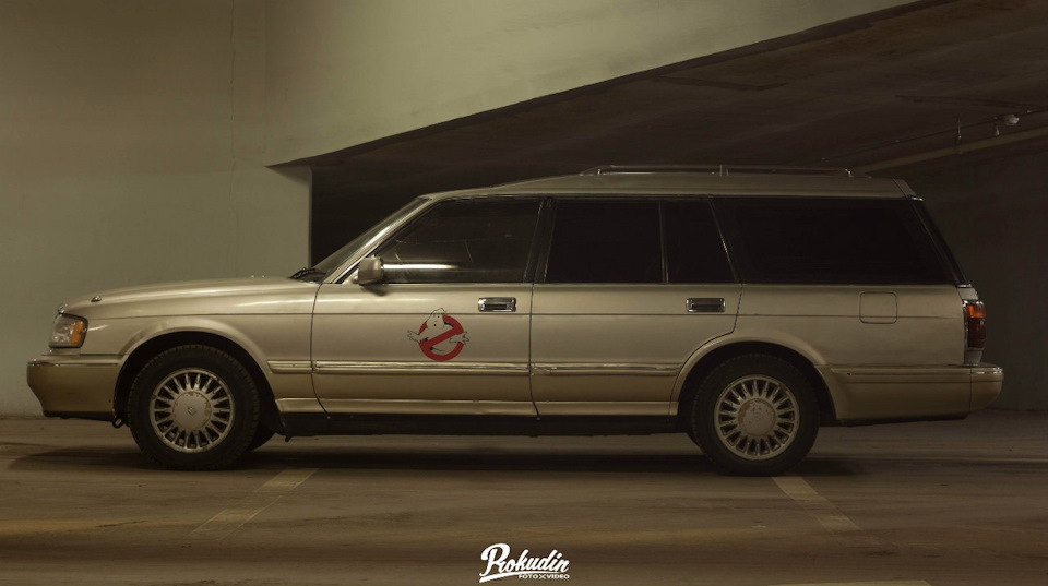 Тёма Прокудин, готовь фототехнику, будет много работы! — Toyota Crown Wagon (S130)