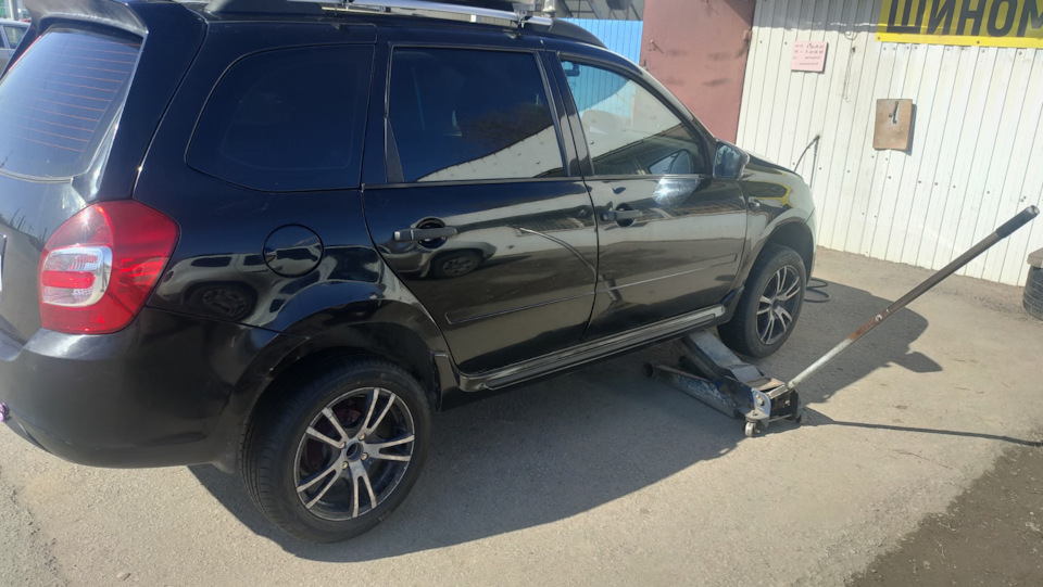 Фото в бортжурнале Lada Калина Универсал (2G)