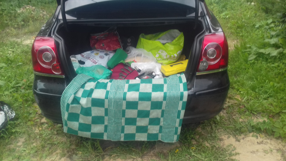 Фото в бортжурнале Toyota Avensis II