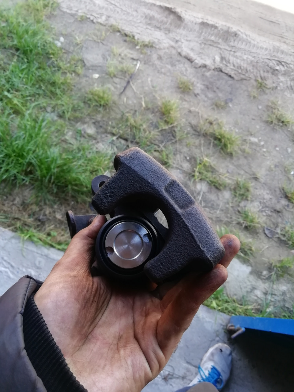 Photo from the logbook Audi 100 (C4)