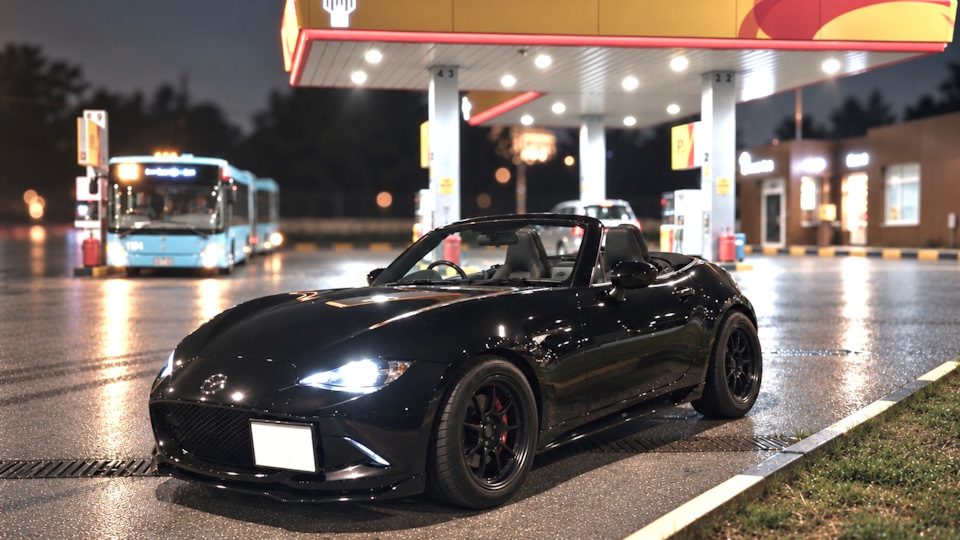 Mazda Roadster 大蛇丸