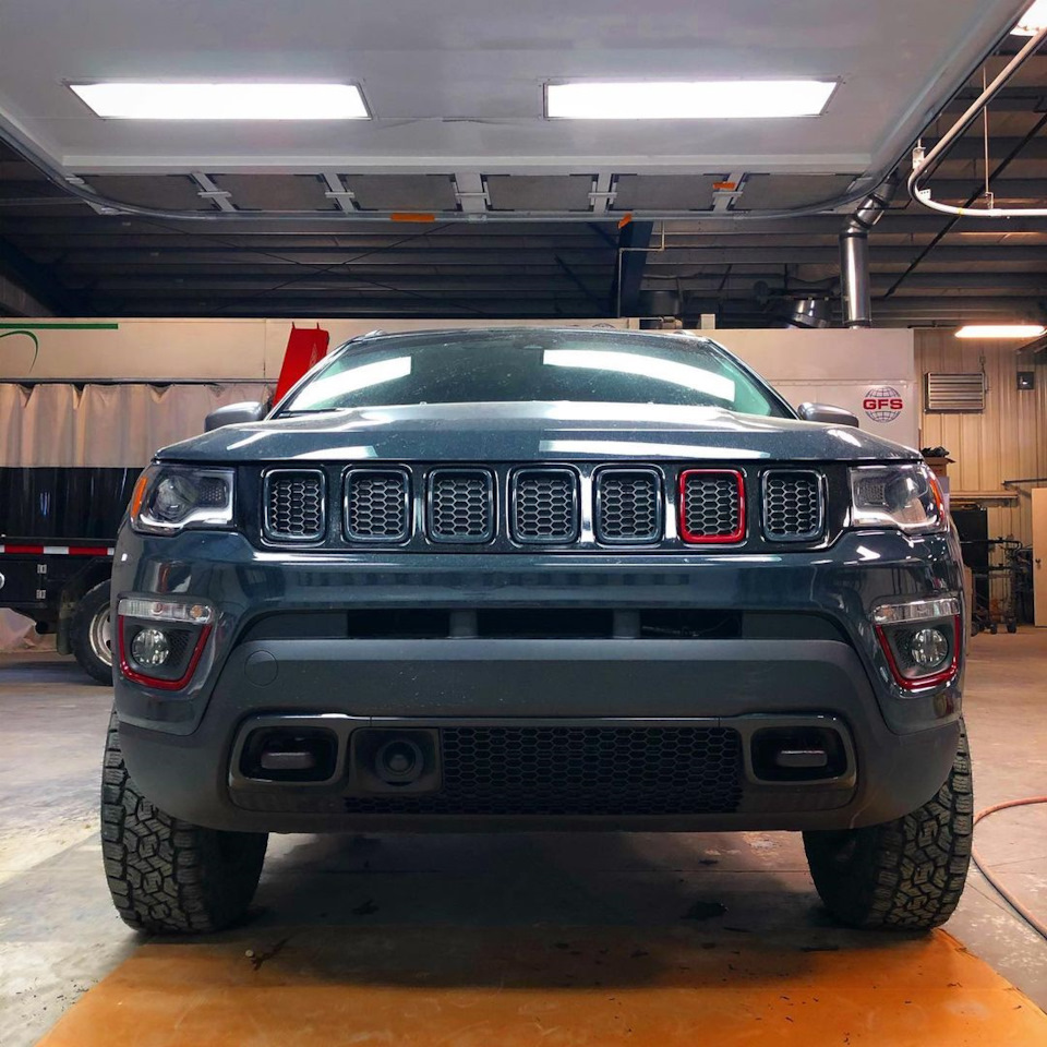 Фото в бортжурнале Jeep Compass (2G)