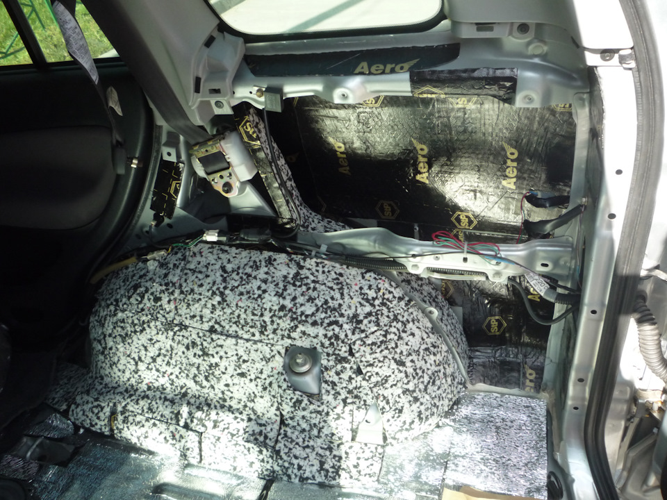 правая арка в BlackTon — Toyota RAV4 (II)