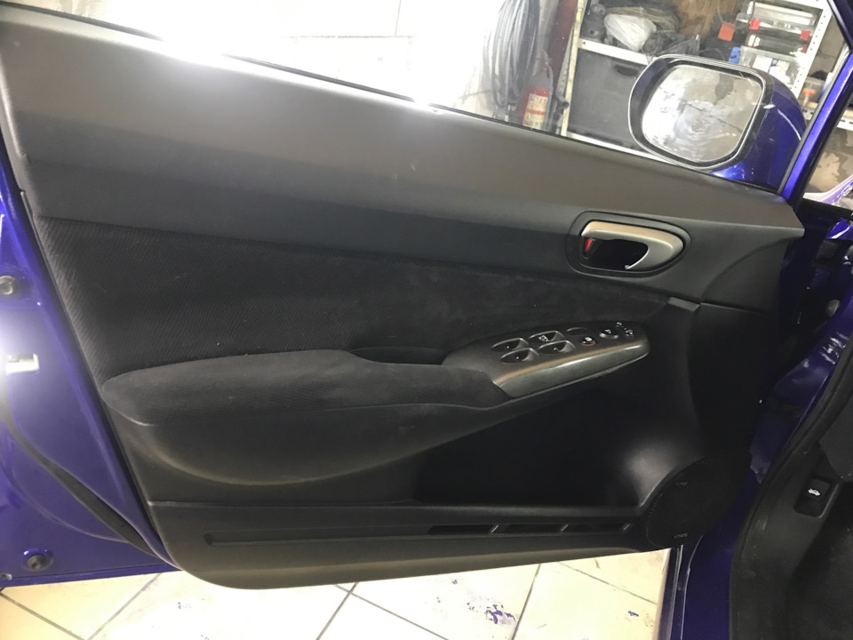 Фото в бортжурнале Honda Civic 4D (8G)
