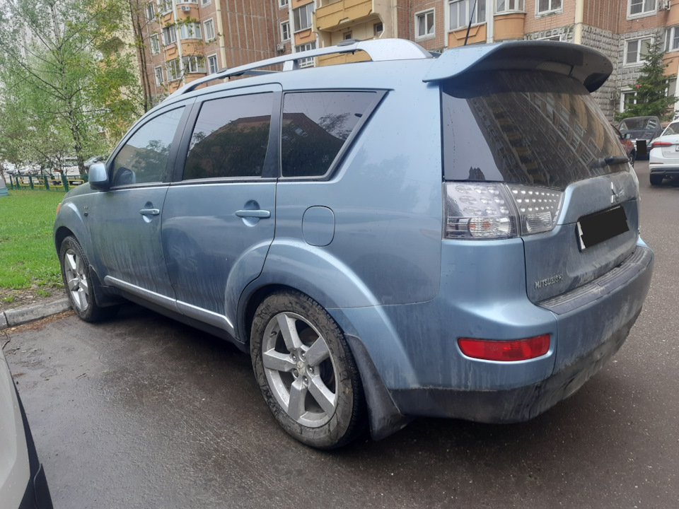 Фото в бортжурнале Mitsubishi Outlander XL