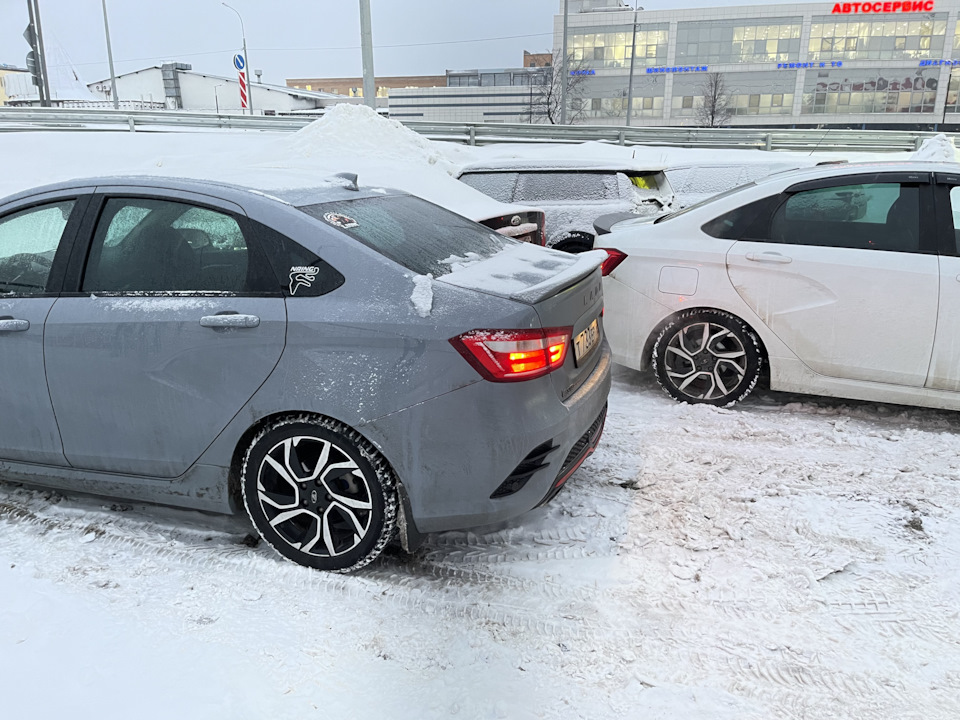 Фото в бортжурнале Lada Vesta Sport (1G)
