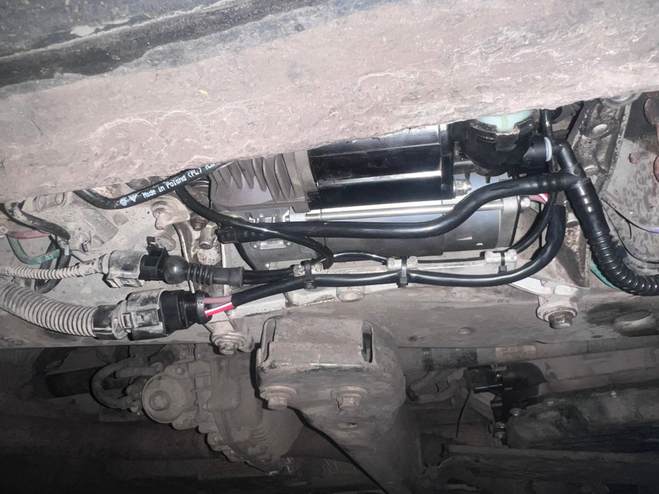 Фото в бортжурнале Volkswagen Touareg (1G)
