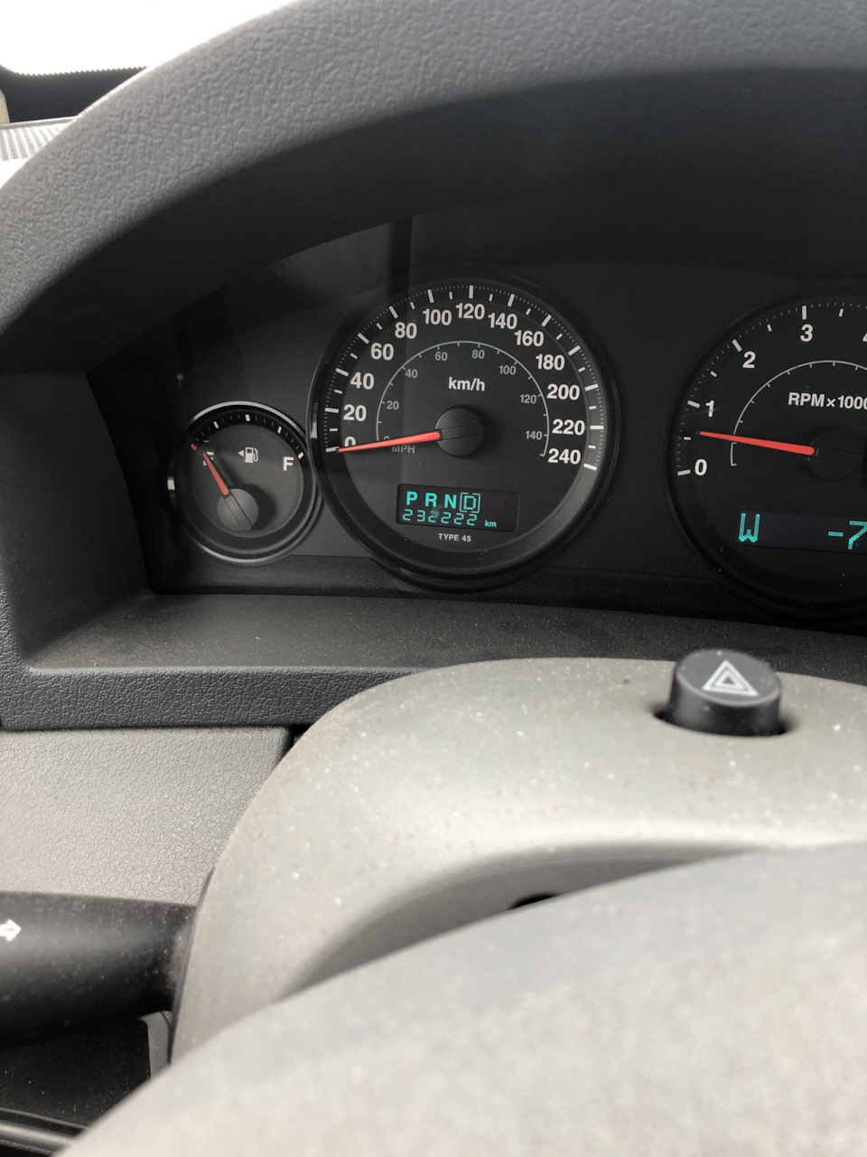 Фото в бортжурнале Jeep Grand Cherokee (WK)