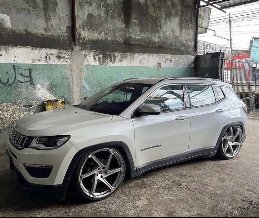 Фото в бортжурнале Jeep Compass (2G)