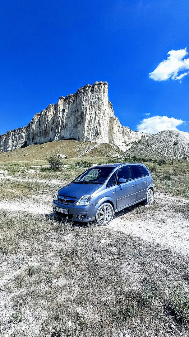 Белая скала Ак-Кая — Opel Meriva (A)