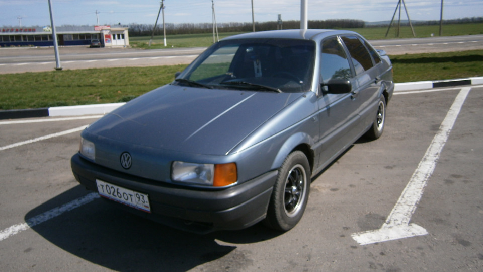 Volkswagen Passat B3 1.8 МТ