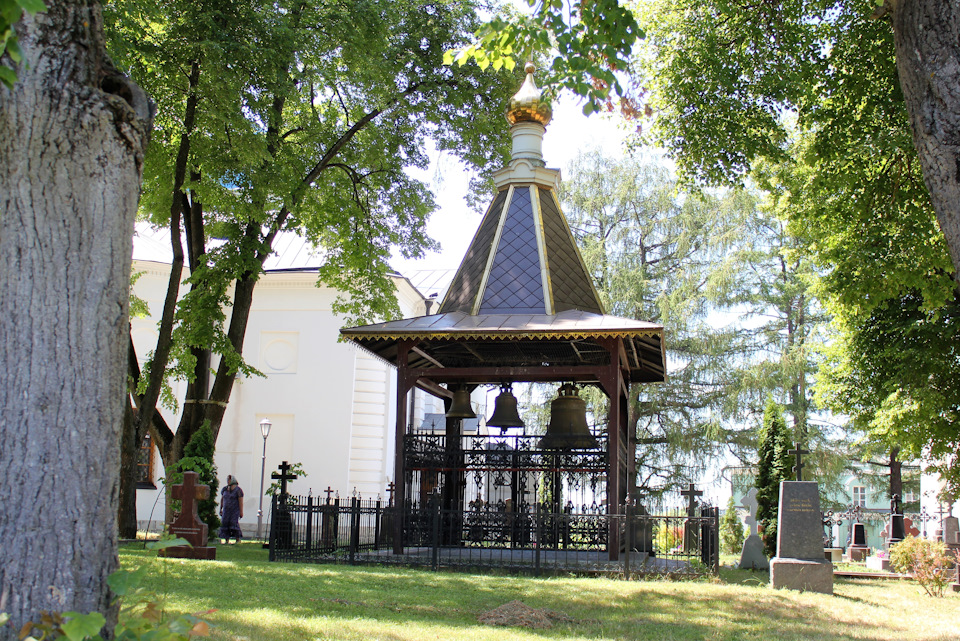 8 — Lada Ларгус