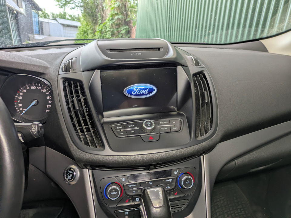 Фото в бортжурнале Ford Kuga (2G)