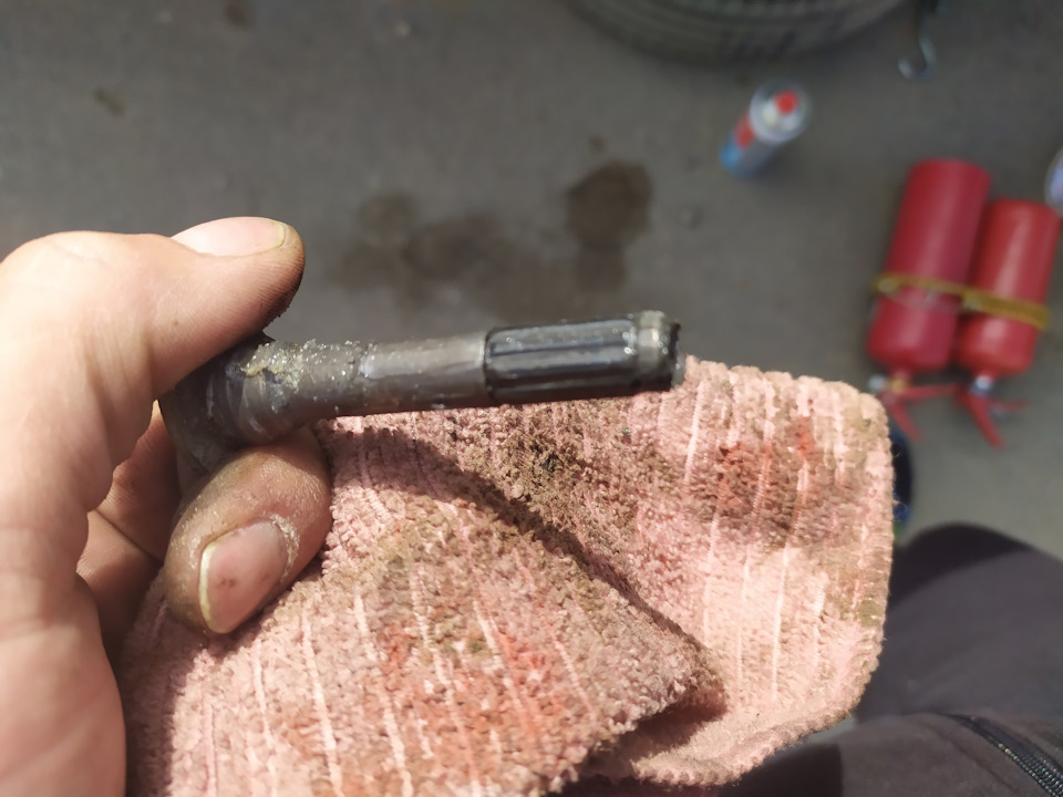 Направляющие пальцы не трогал 2года смазка Silipkote 220r хорошо себя показала — Honda CR-V (RE)
