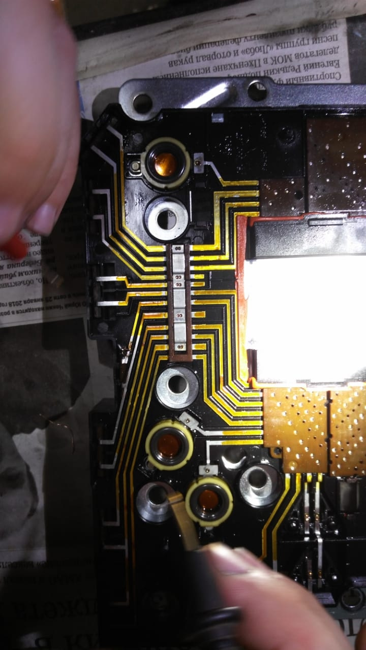 Припаянный контакт — Infiniti QX56 (1G)