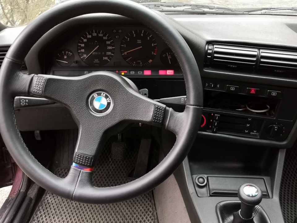 Фото в бортжурнале BMW 3 series (E30)