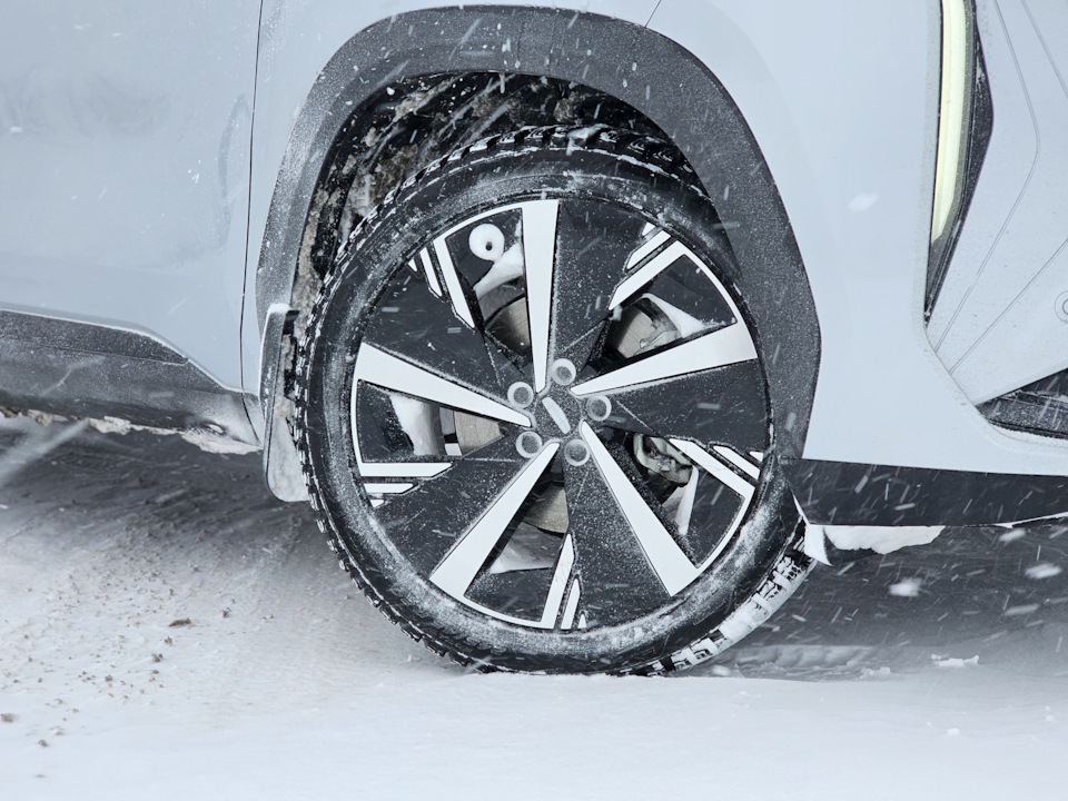 Фото в бортжурнале Geely Atlas (2G)