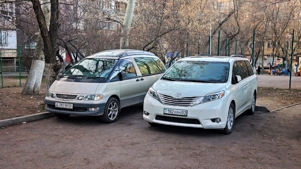 Toyota Sienna Limited AWD