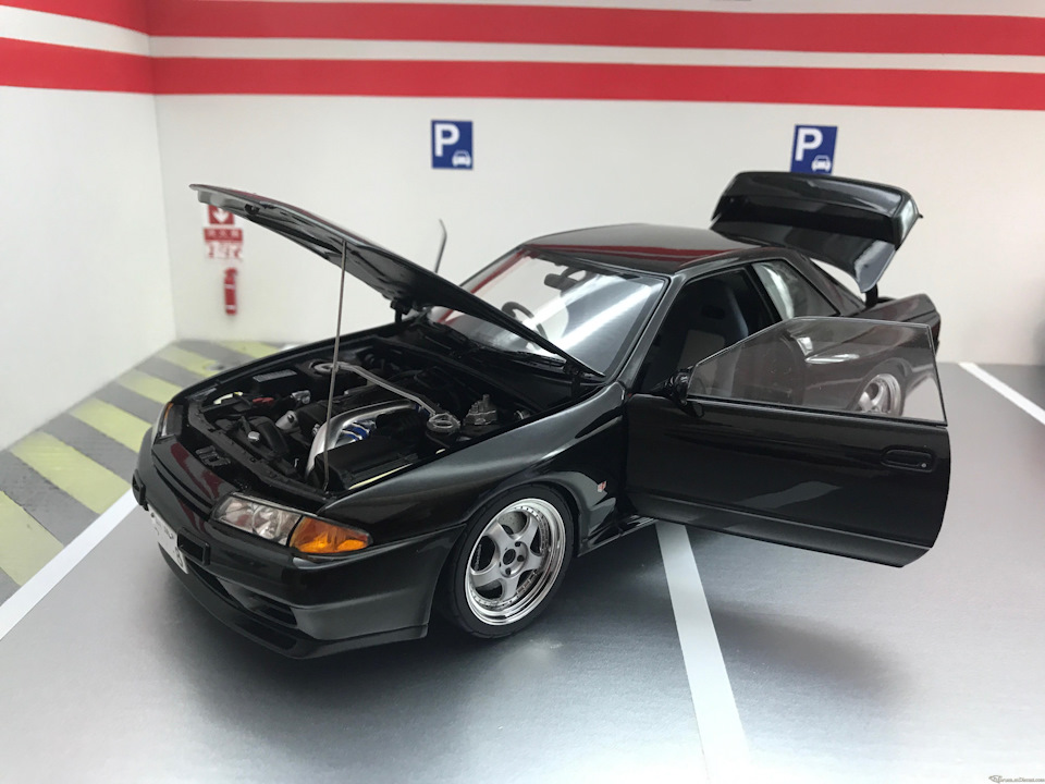 1/18 Autoart Nissan Skyline GT-R R32 (BNR32) Initial D 