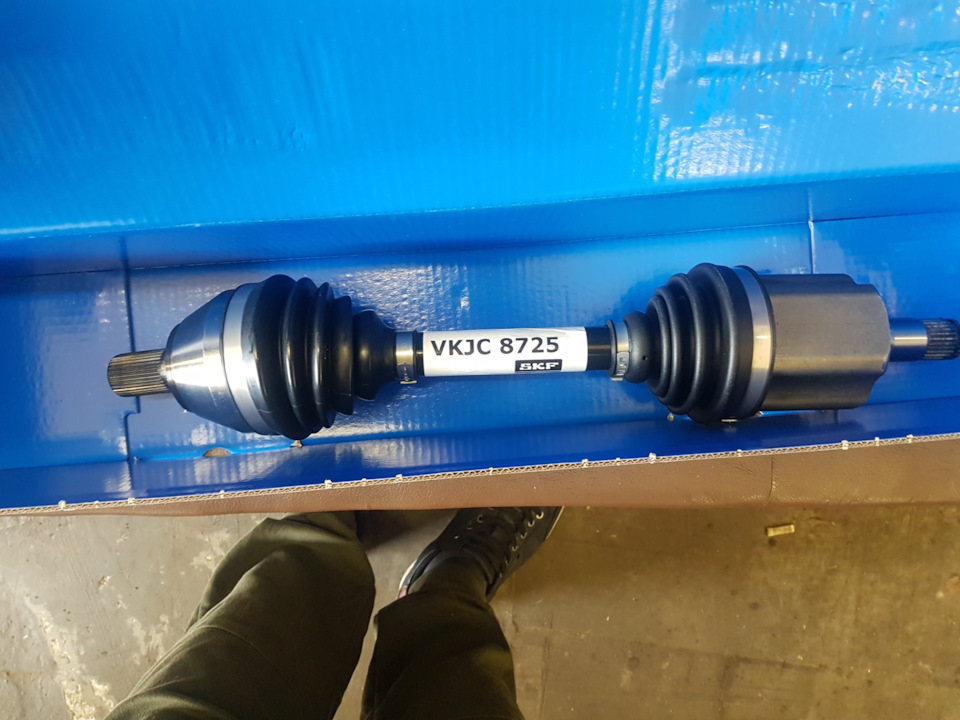 Фото в бортжурнале Volvo S40 (2G). Запчасти на фото: VKJC8725